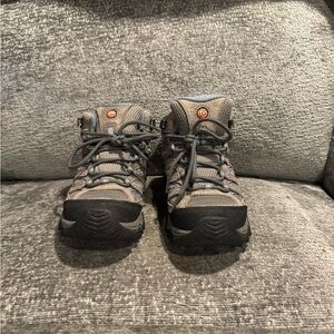 Women’s Merrell Gray Light Blue Vibrant Hiking Boots Size 5